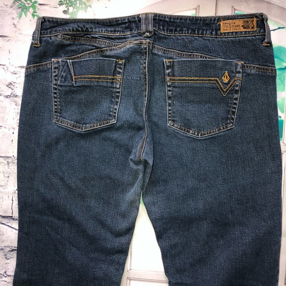 Volcom Jeans - Picture 6 of 10